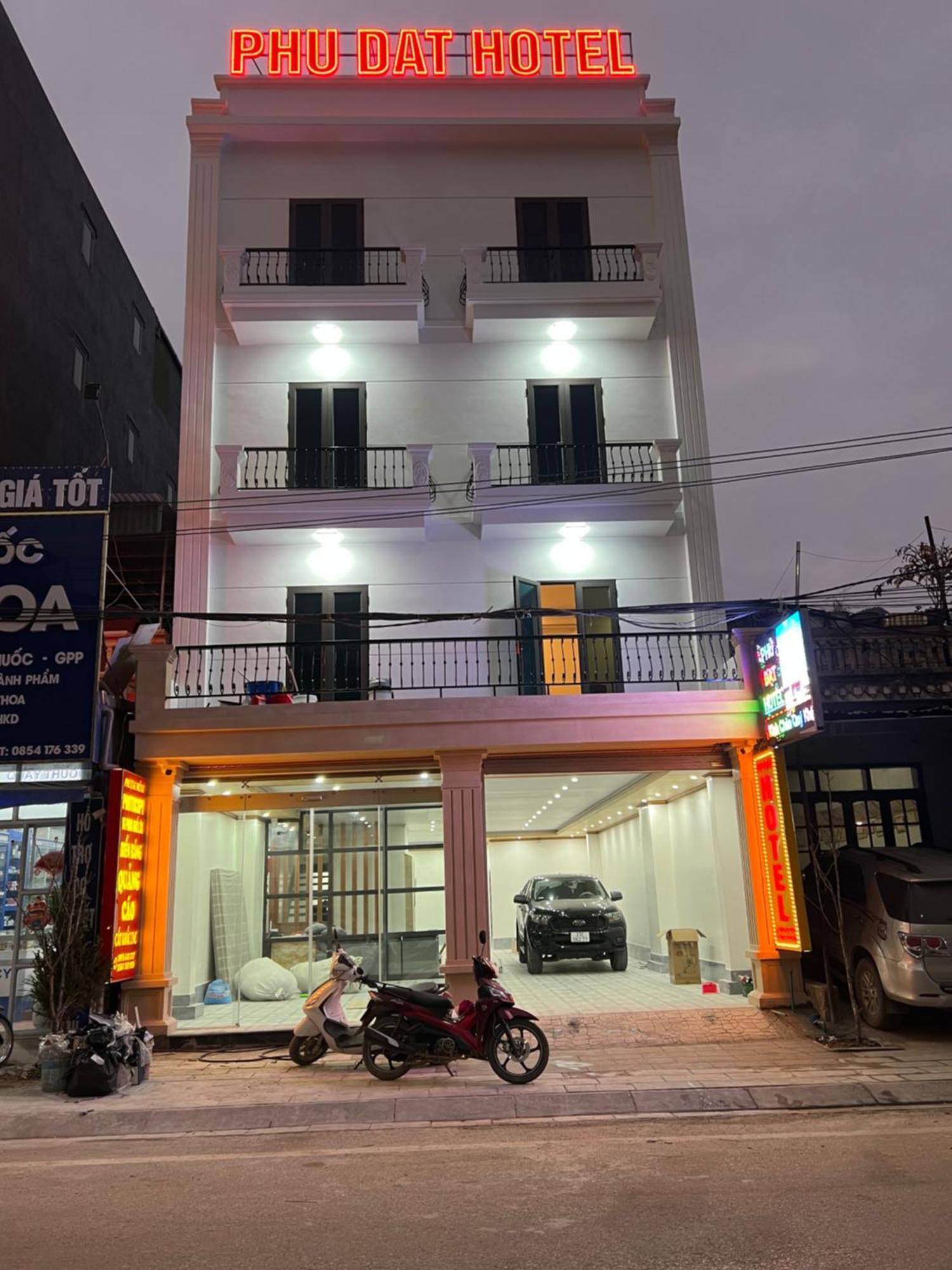 Phu Dat Hotel Đồng Văn Esterno foto
